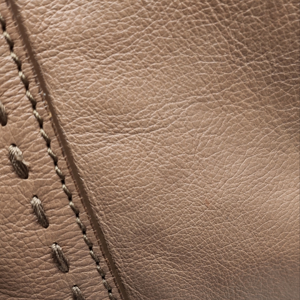 Yves Saint Laurent Beige Leather Medium Muse Satchel - Picture 13 of 17